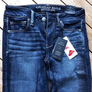 American Eagle Lycra Dark Wash Jeans